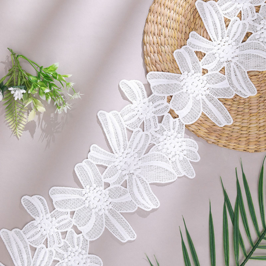 Broad Floral Lace for Designer Dresses
