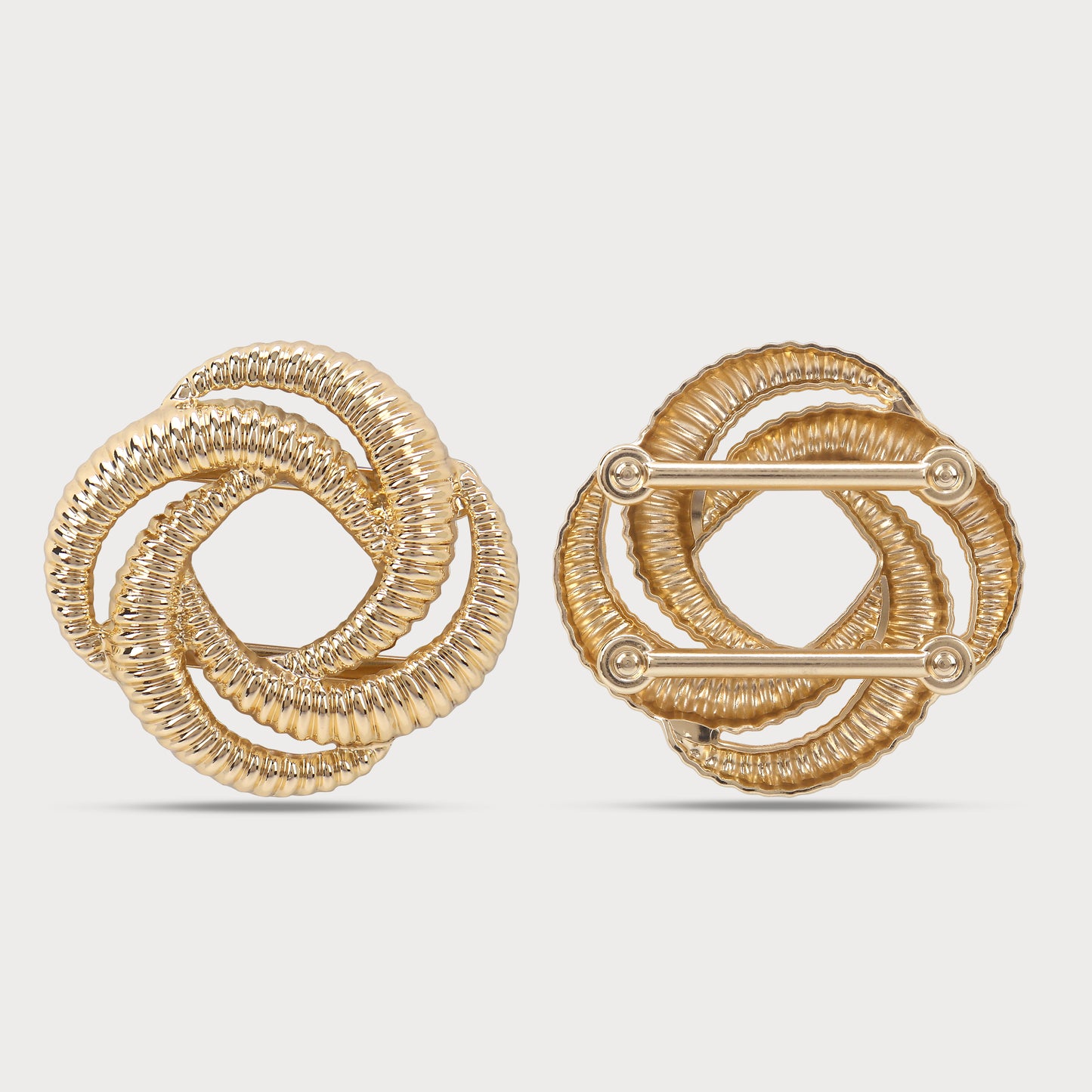 Unique Buckle for Editorial Fashion