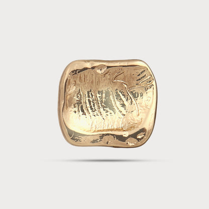 Luxury Artistic Form Metal Button