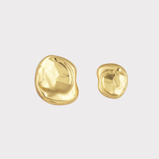 Designer Shape Golden Metal Button (7 Big & 6 Small)